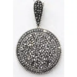 Victoria Ezüst színű köves medál